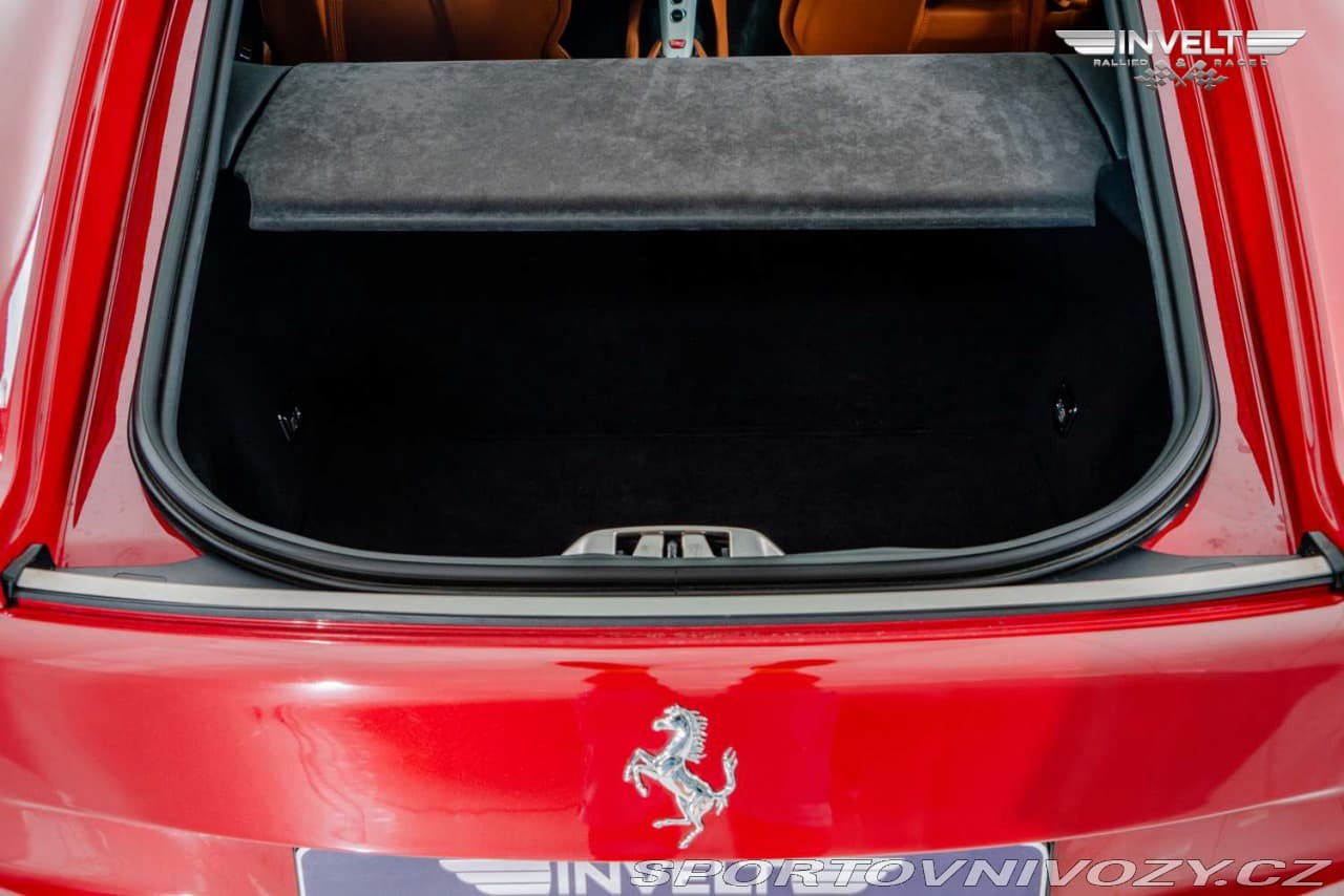 2013 Ferrari F12 - 13