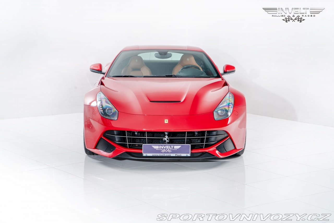 2013 Ferrari F12 - 6