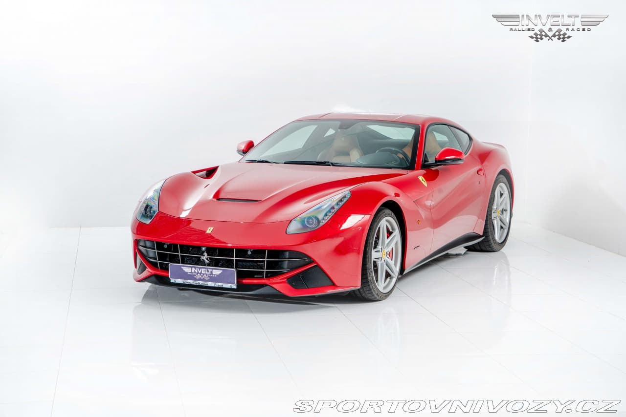 2013 Ferrari F12 - 7