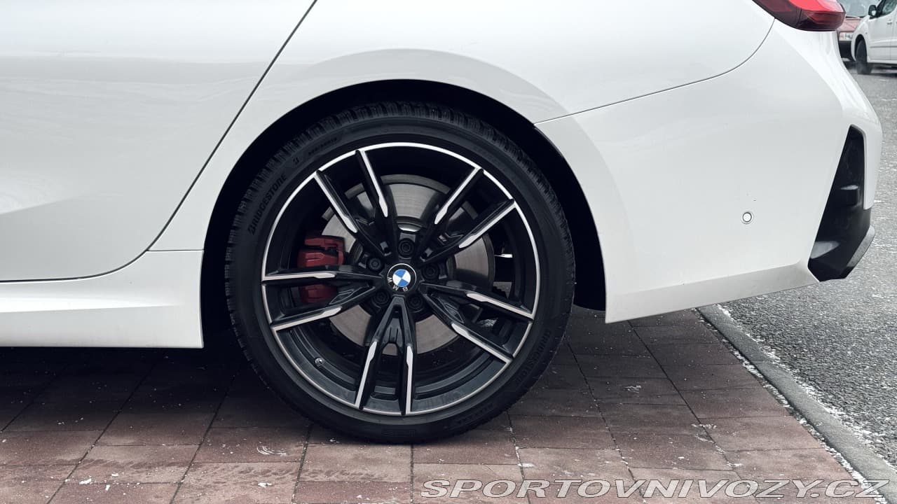 2025 BMW 3-Series - 14