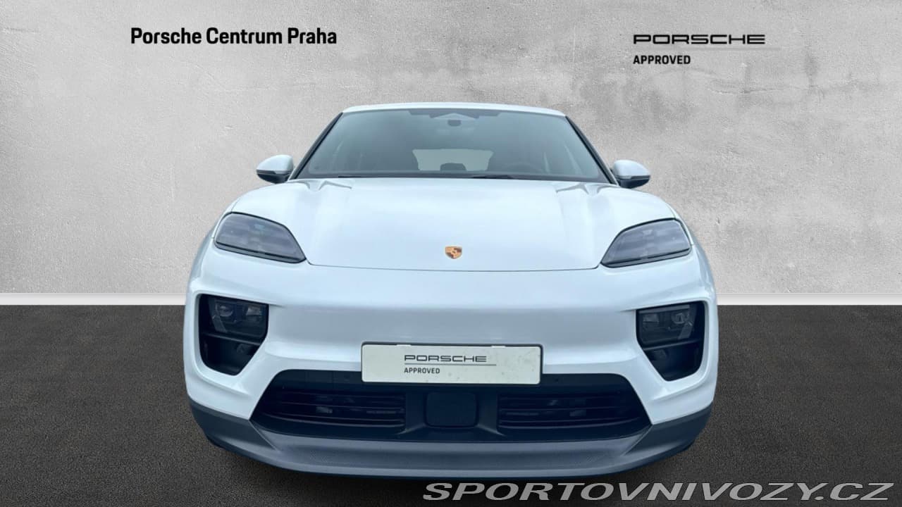 2026 Porsche Macan - 2