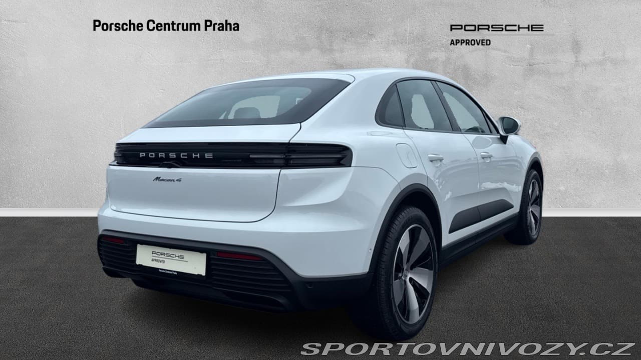 2026 Porsche Macan - 6
