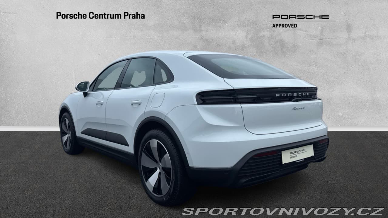 2026 Porsche Macan - 8
