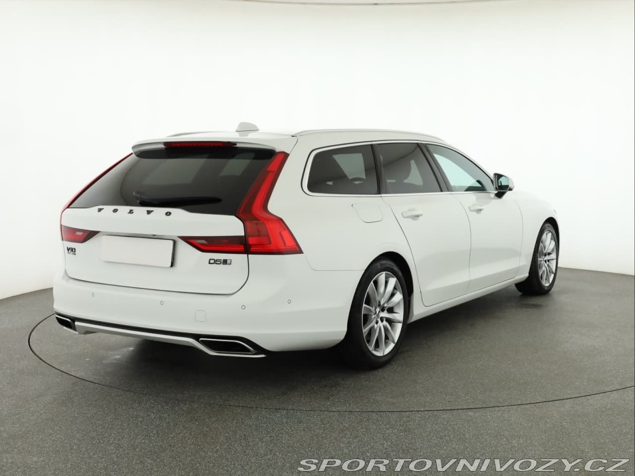 2017 Volvo V90 - 5