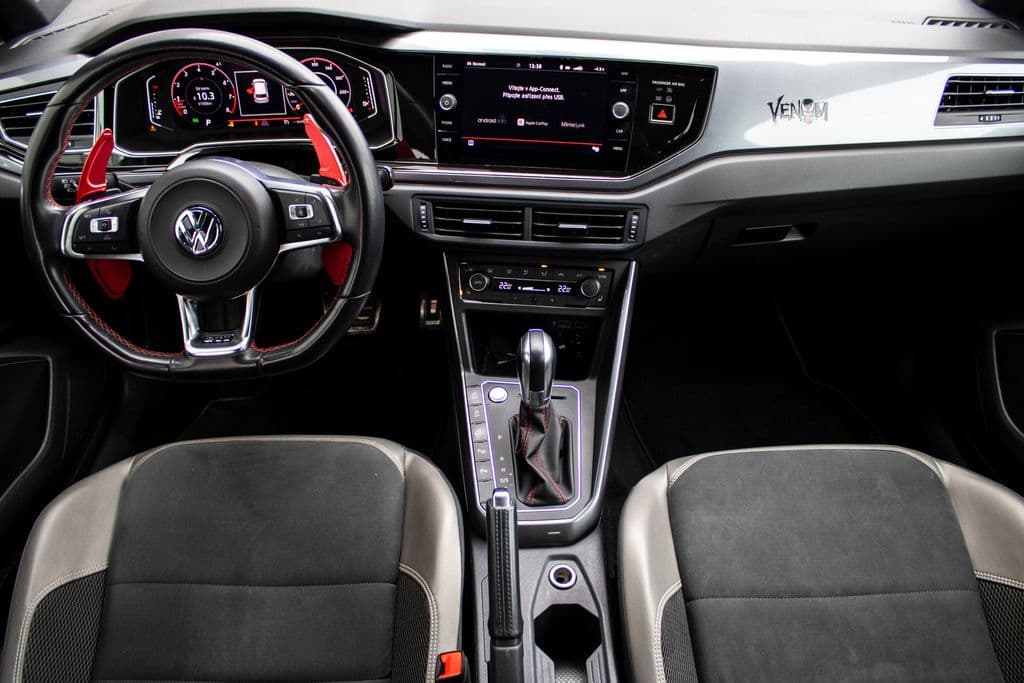 2019 Volkswagen Polo - 19