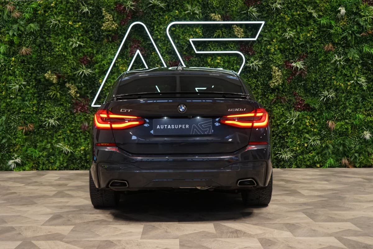 2021 BMW 6-Series - 6