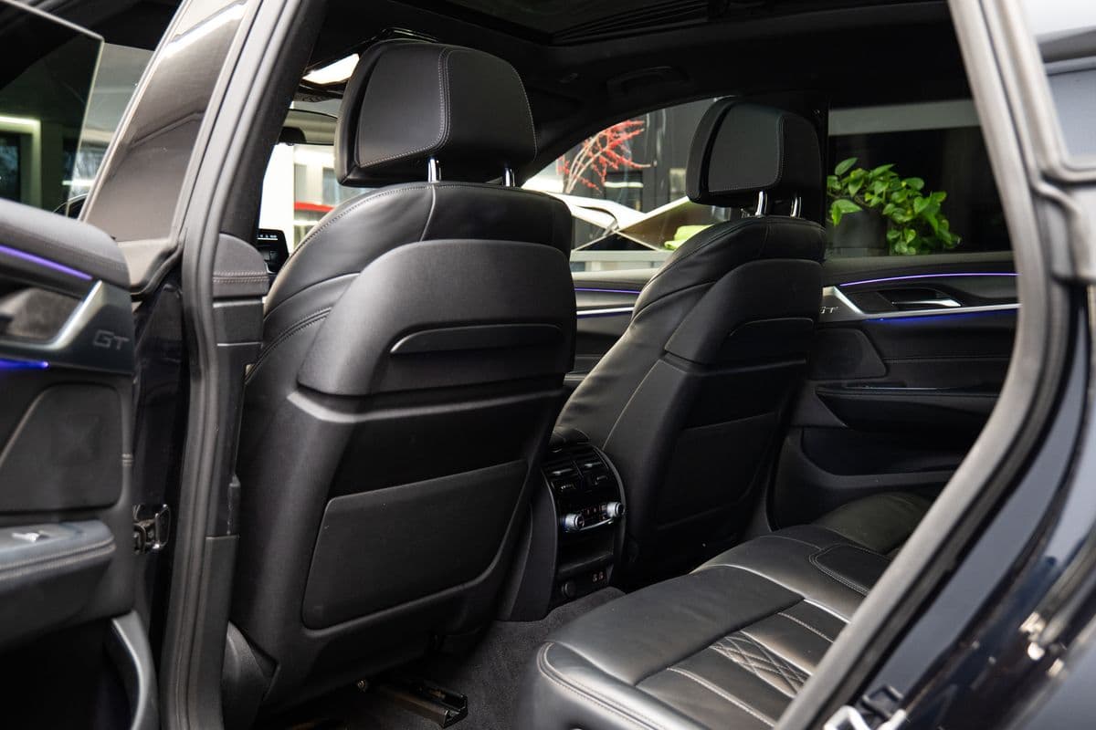 2021 BMW 6-Series - 10