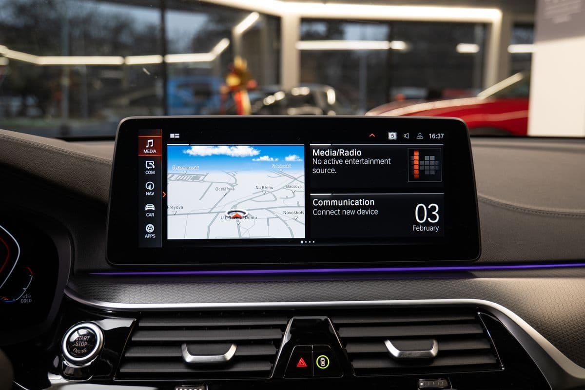 2021 BMW 6-Series - 13