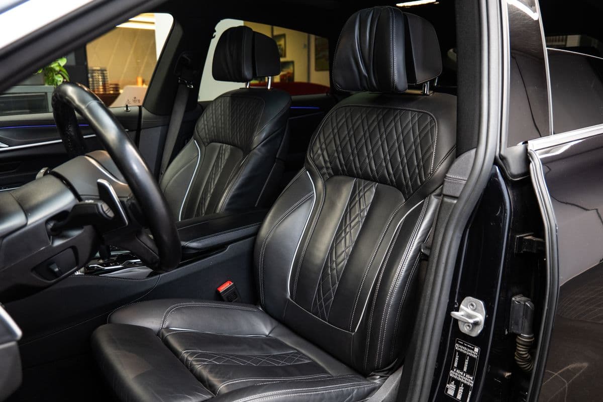 2021 BMW 6-Series - 8