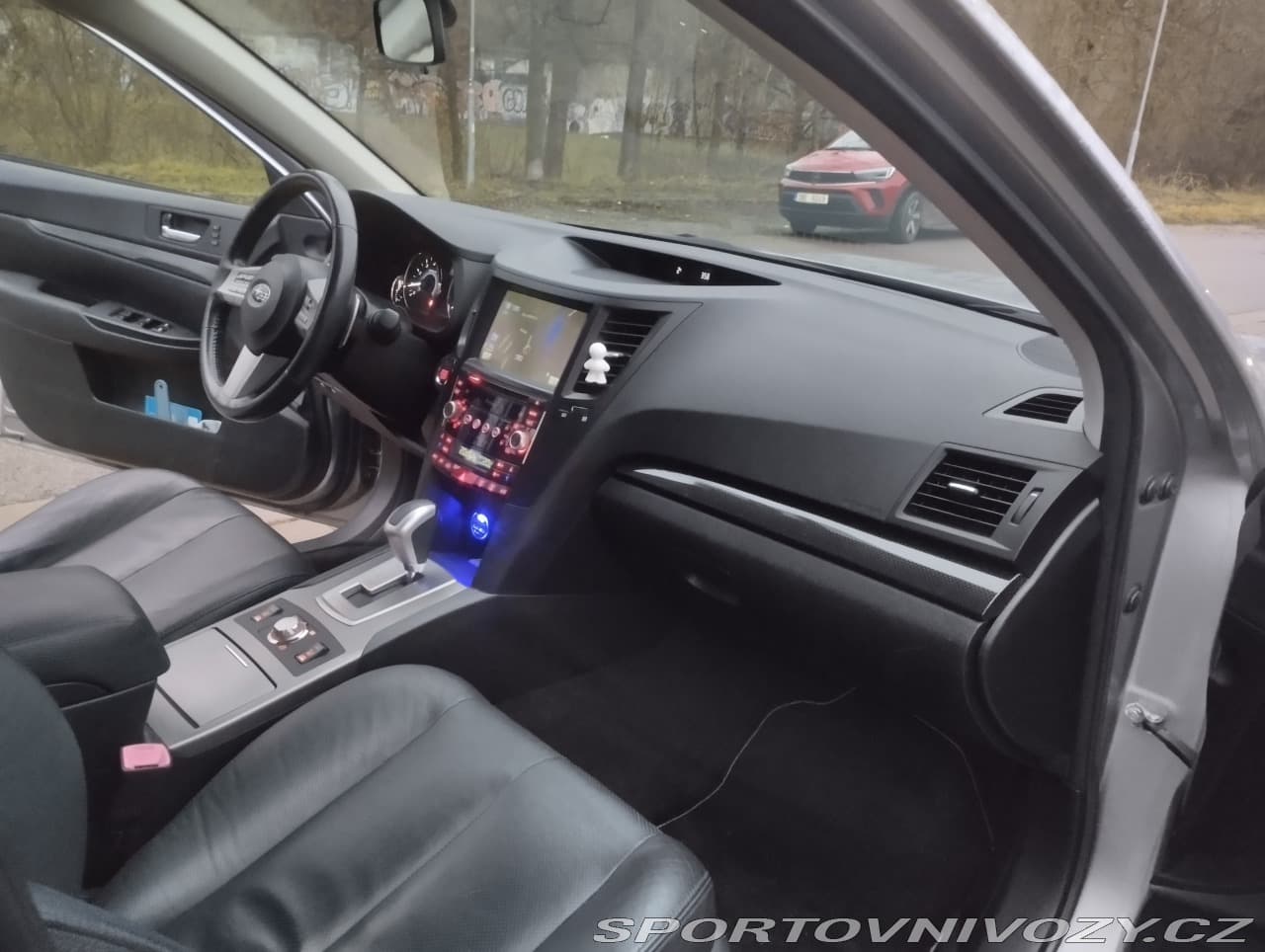 2010 Subaru Legacy - 12