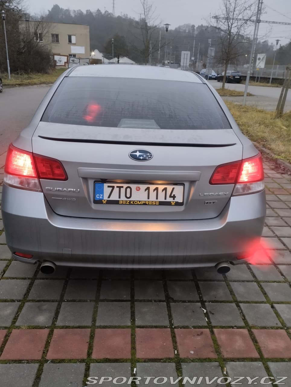 2010 Subaru Legacy - 6