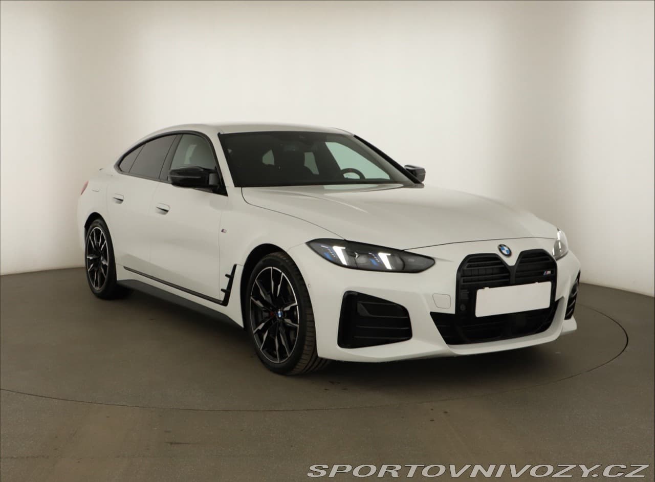 BMW 4 Gran Coupé Sport Line M44