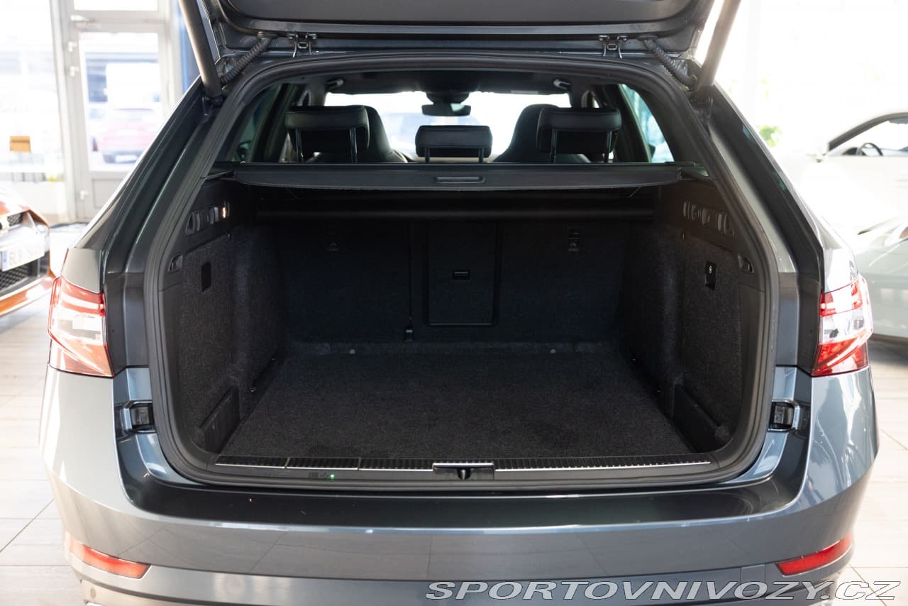 2019 Škoda Superb - 13