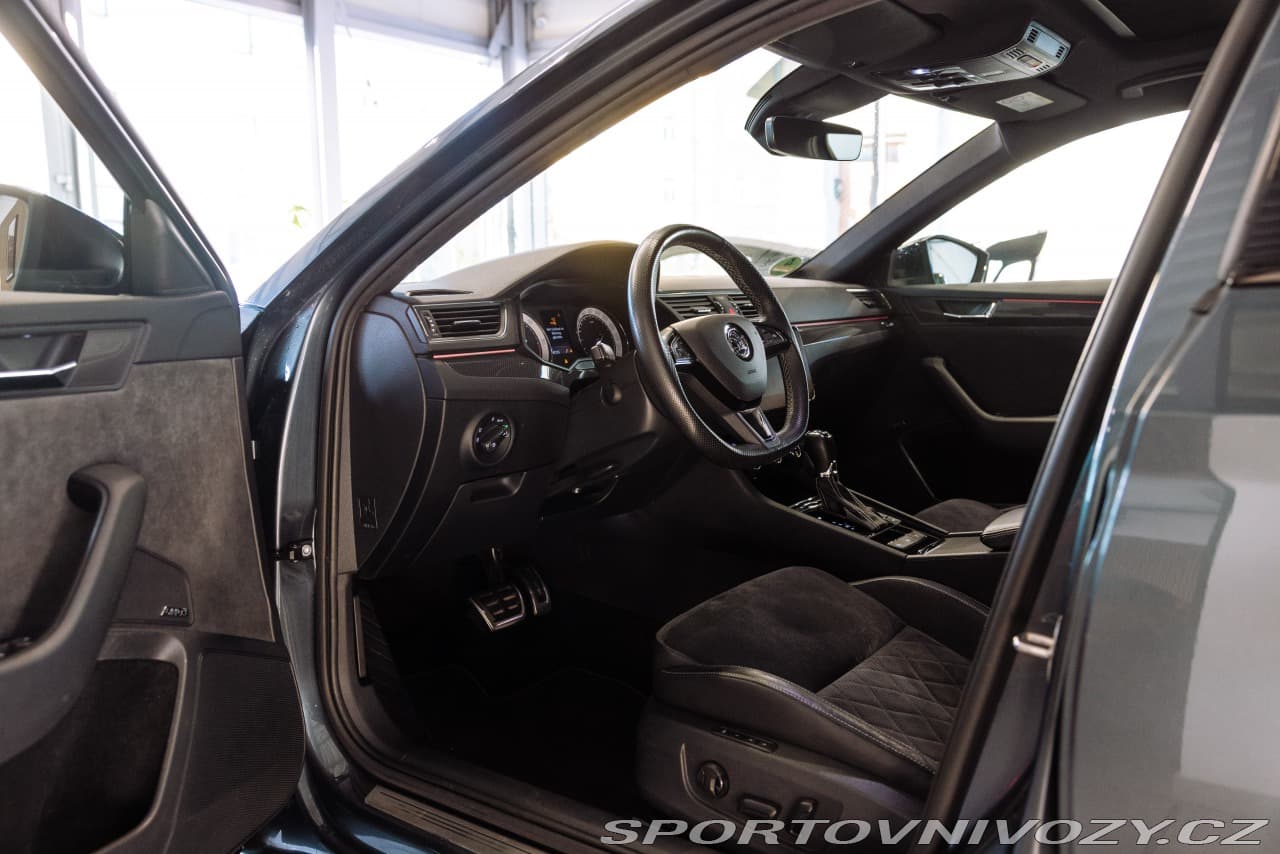 2019 Škoda Superb - 16