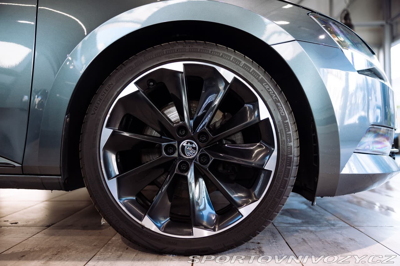 2019 Škoda Superb - 6