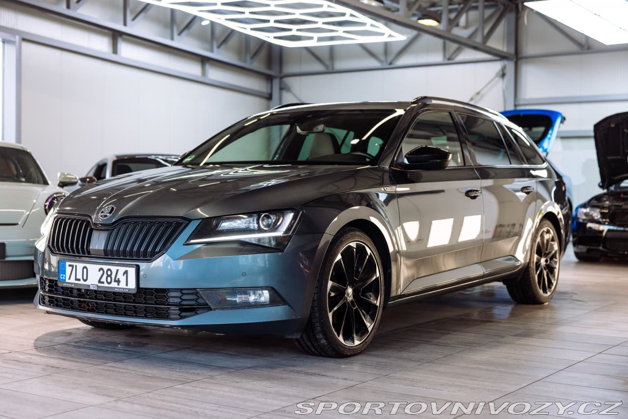 2019 Škoda Superb - 9