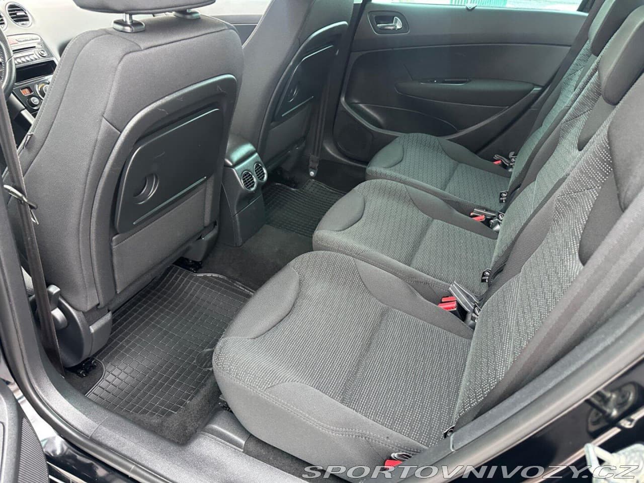 2013 Peugeot 308 - 11