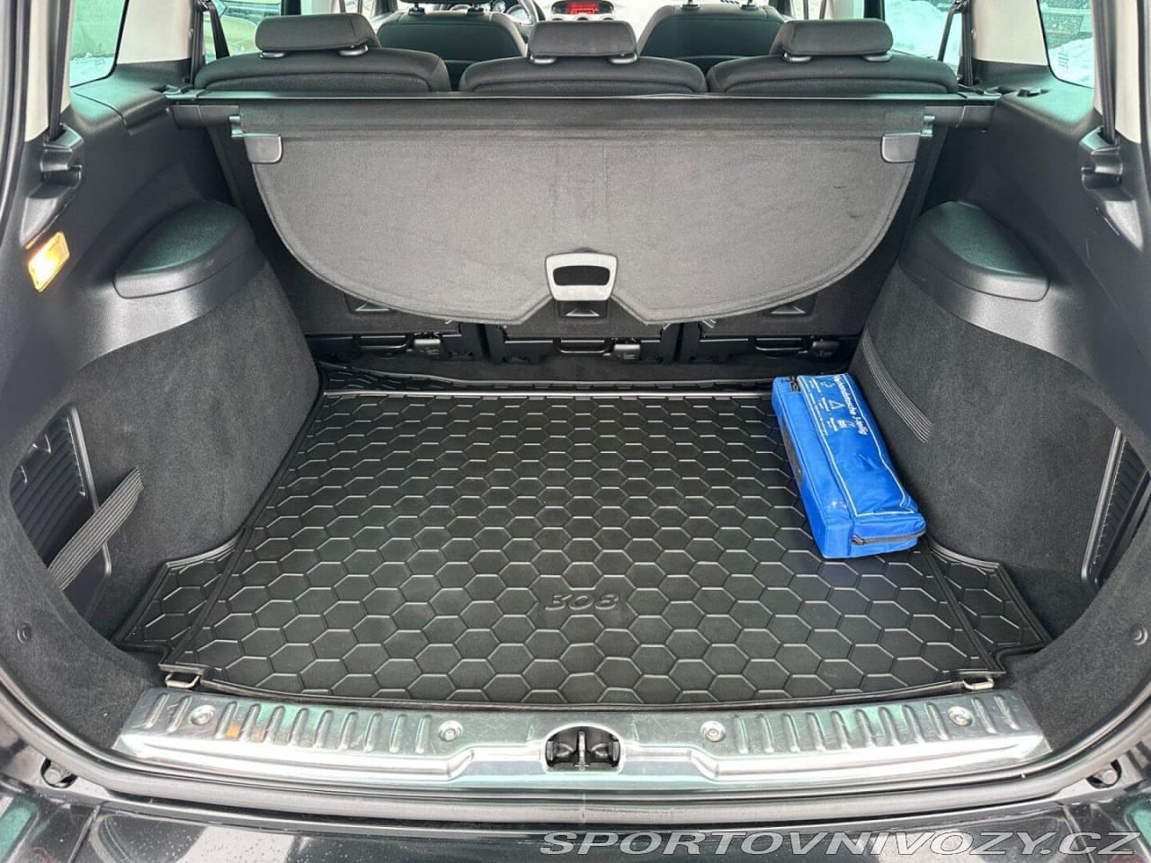 2013 Peugeot 308 - 12