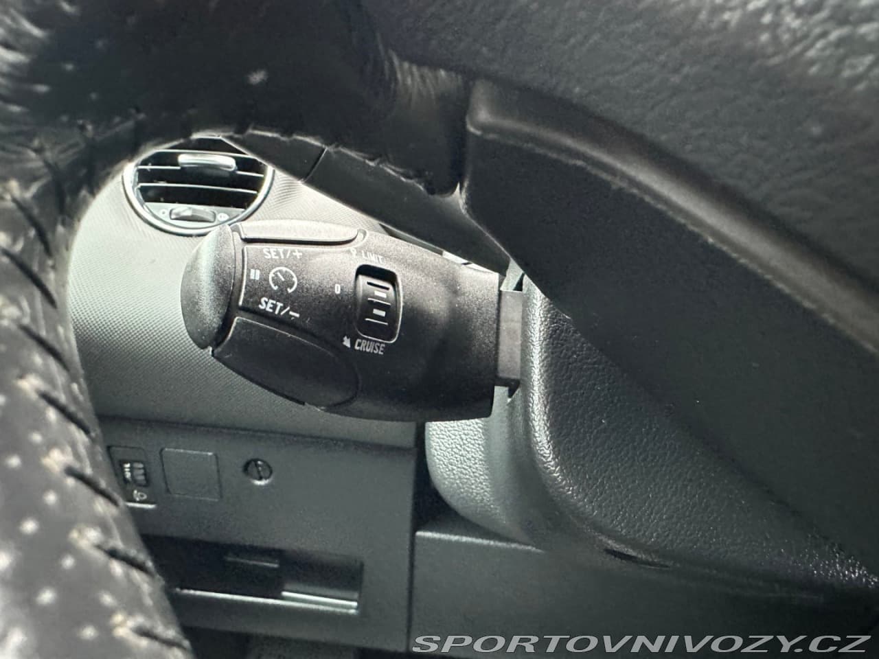 2013 Peugeot 308 - 16