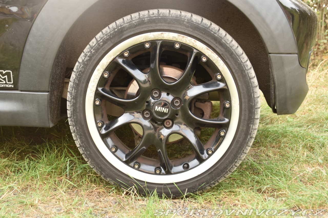 2011 Mini Cooper - 16