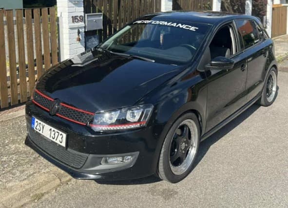 2011 Volkswagen Polo - 15