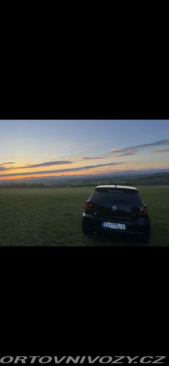 2011 Volkswagen Polo - 11