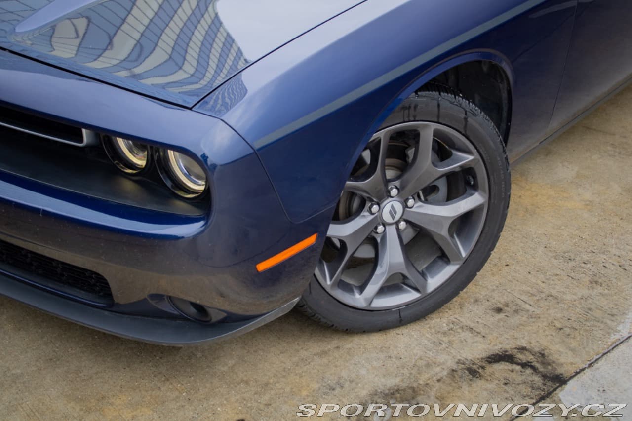 2015 Dodge Challenger - 14