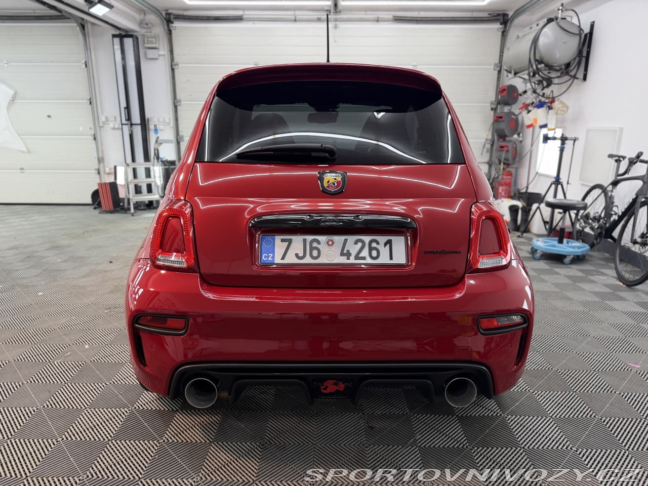 2015 Abarth 595 - 9