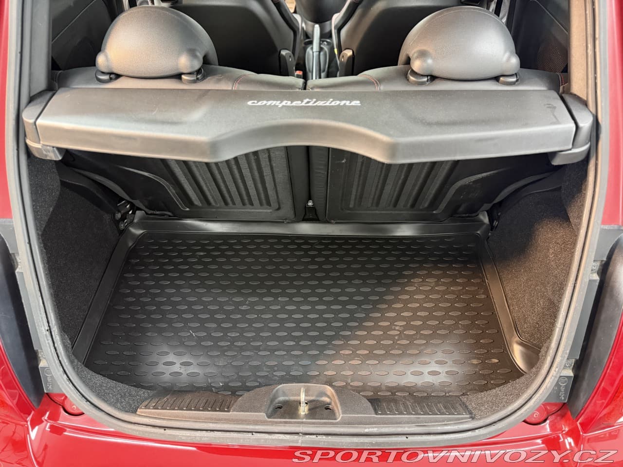 2015 Abarth 595 - 11