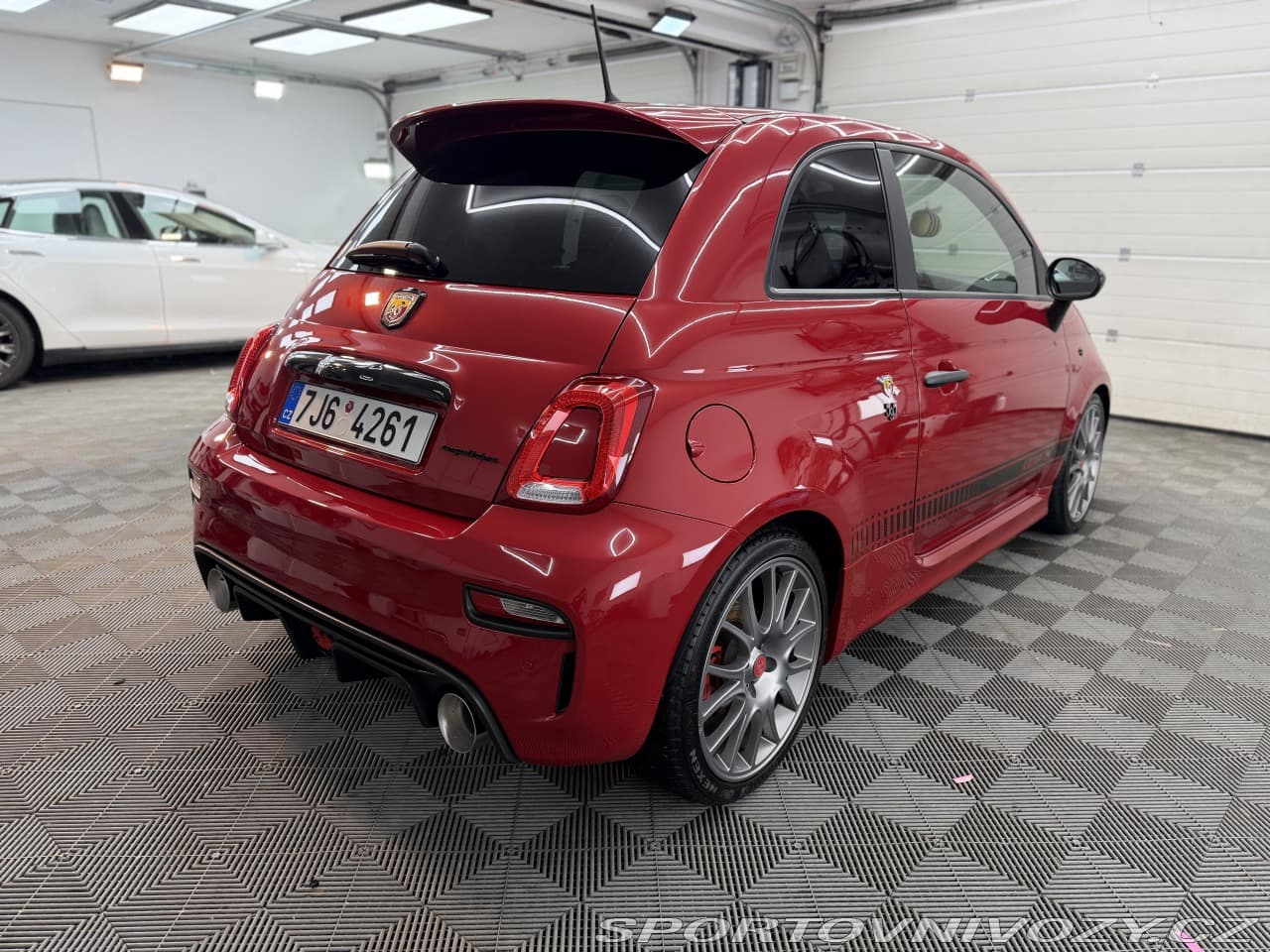 2015 Abarth 595 - 8