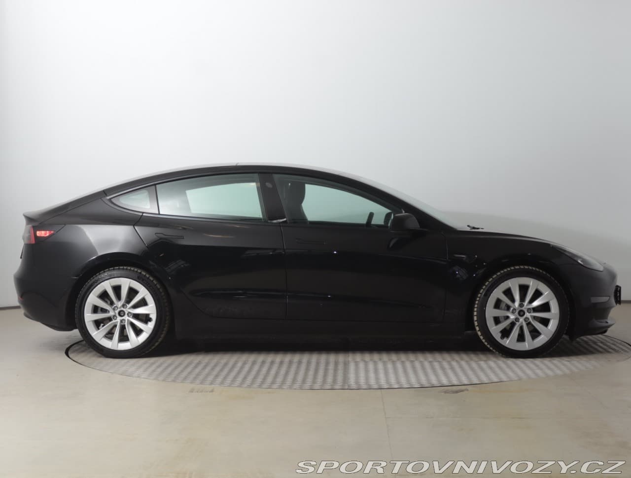 2021 Tesla Model 3 - 6