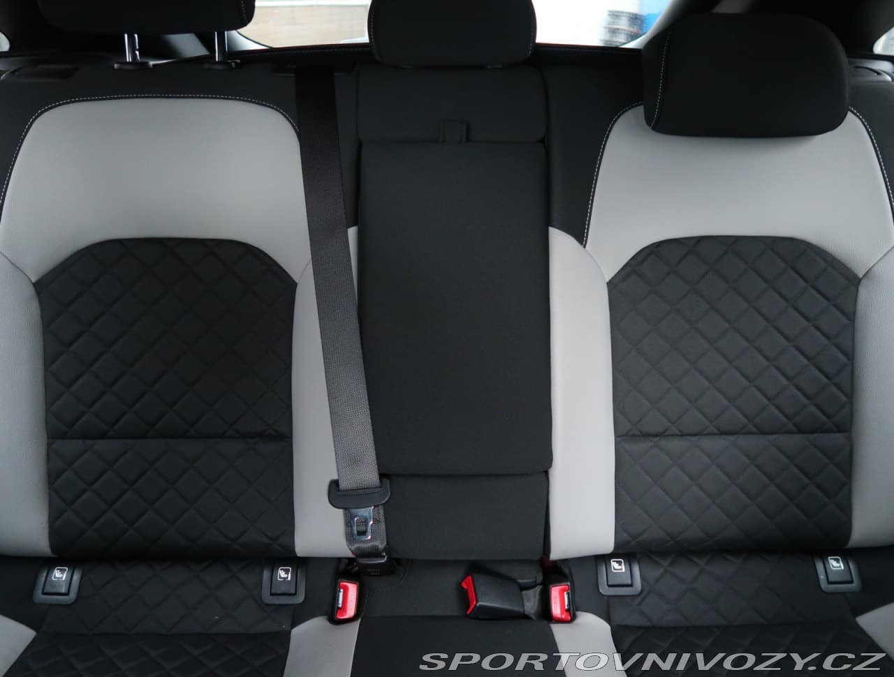 2019 Kia Proceed - 10