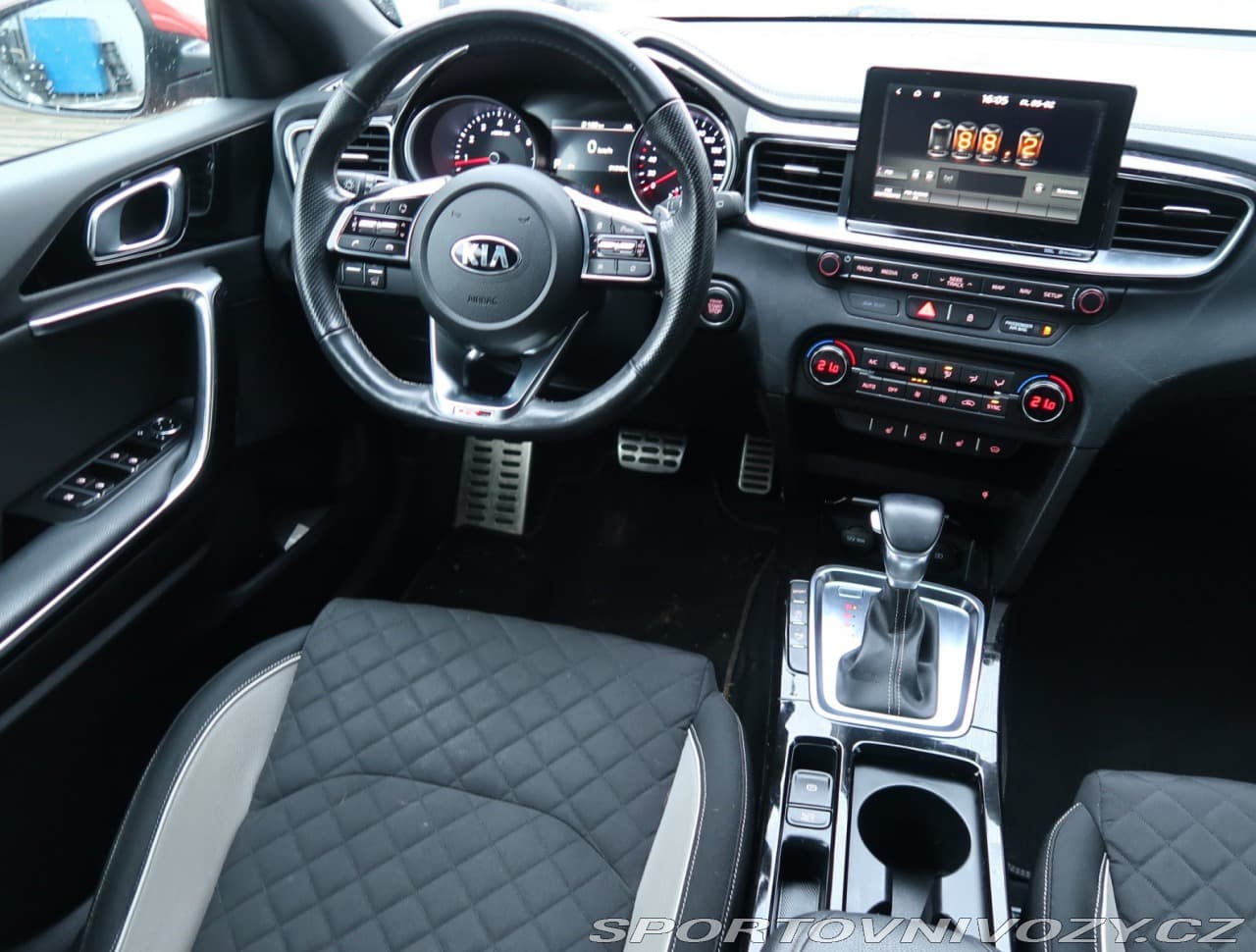 2019 Kia Proceed - 7