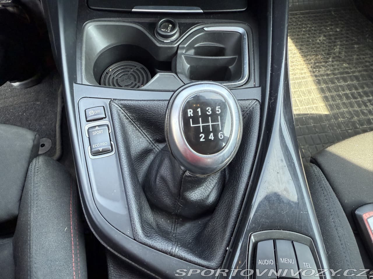2011 BMW 1-SERIES - 12