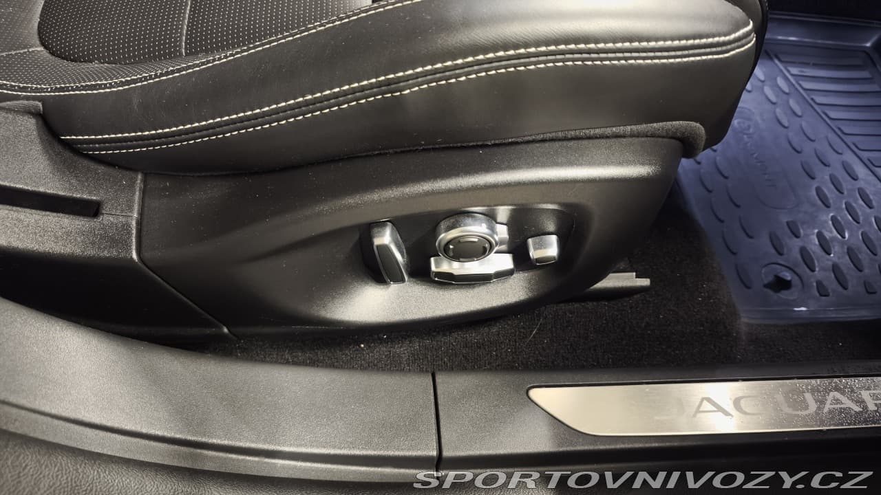 2020 Jaguar I-Pace - 18