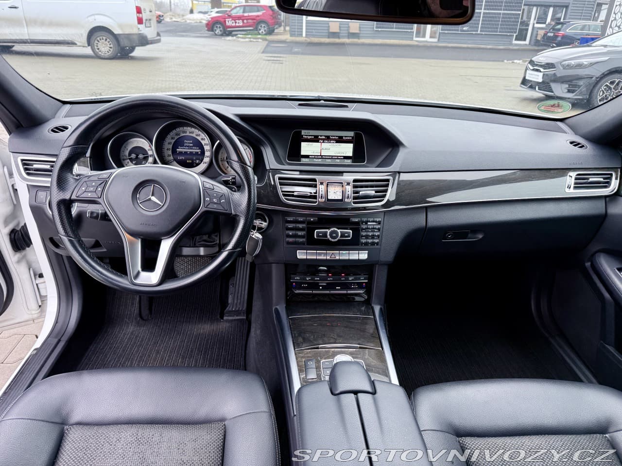 2013 Mercedes-Benz E-Class - 8