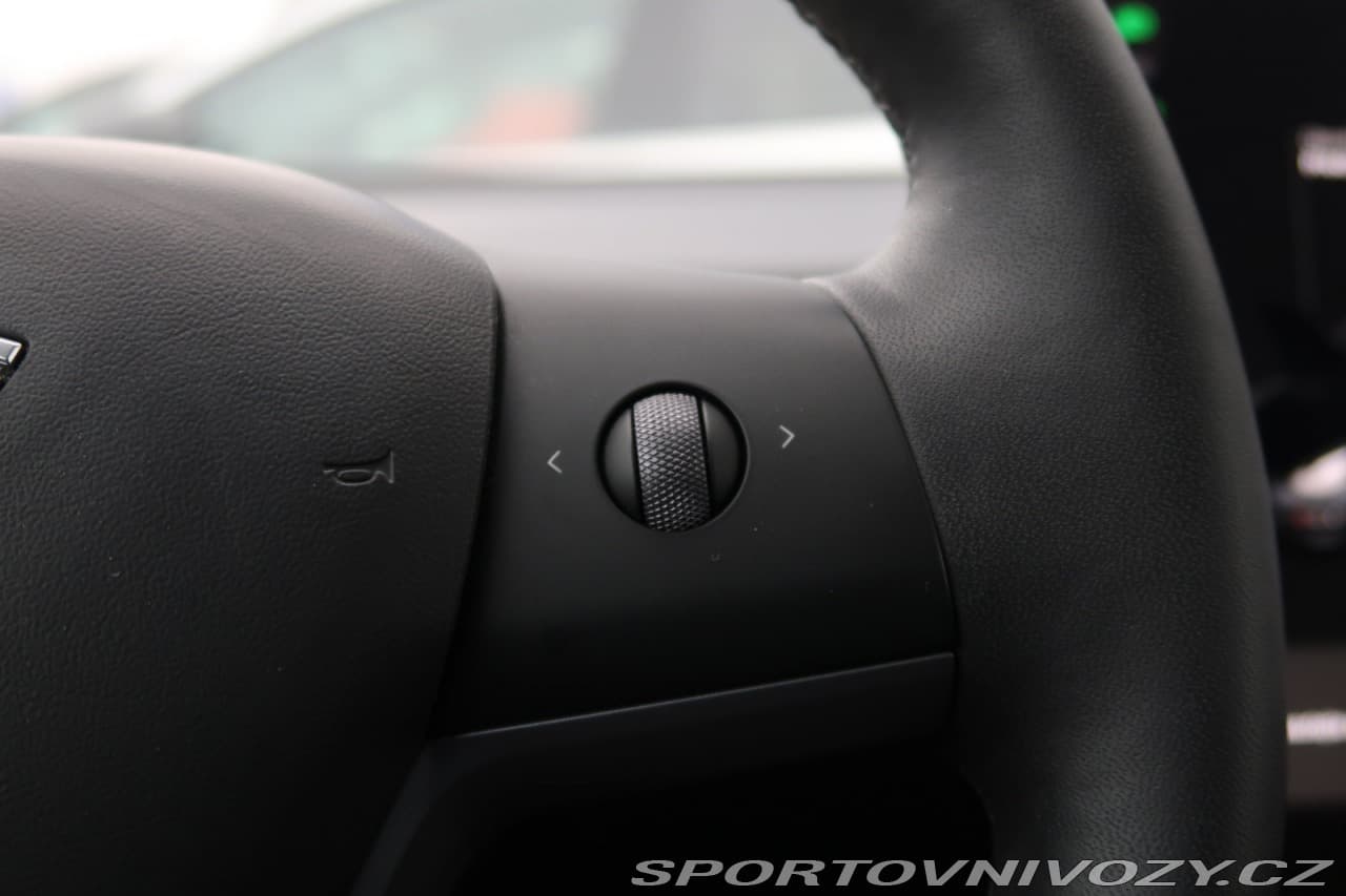 2020 Tesla Model 3 - 20