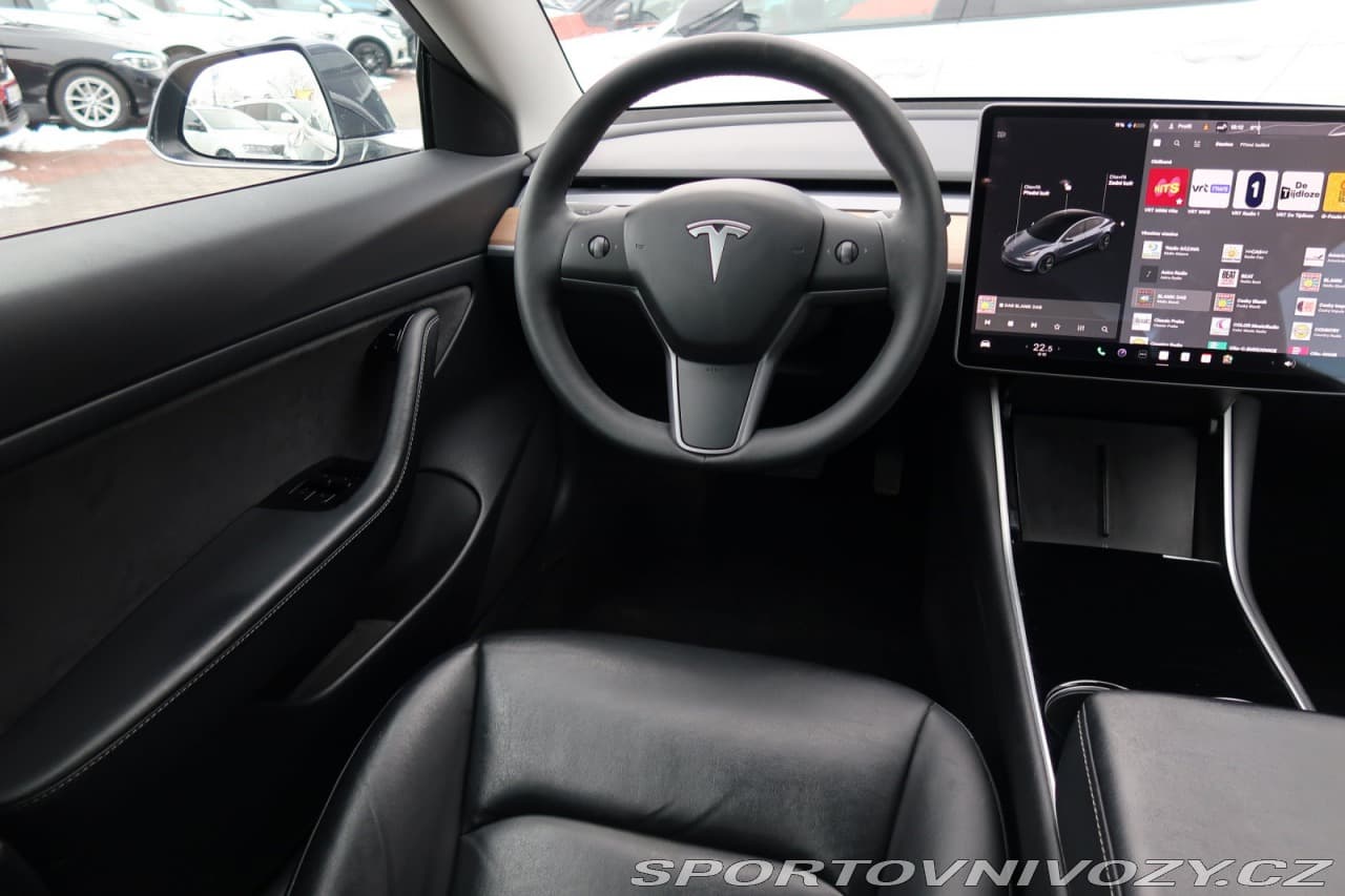 2020 Tesla Model 3 - 7