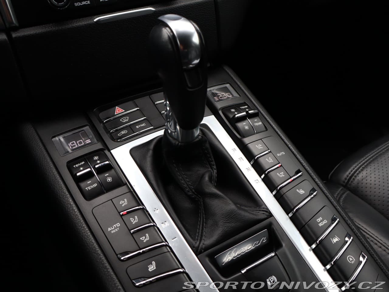 2018 Porsche Macan - 11