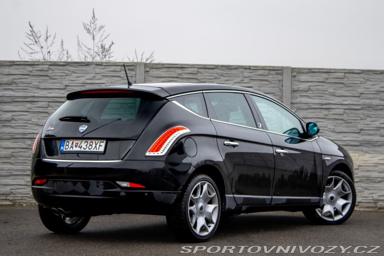 2009 Lancia Delta - 5