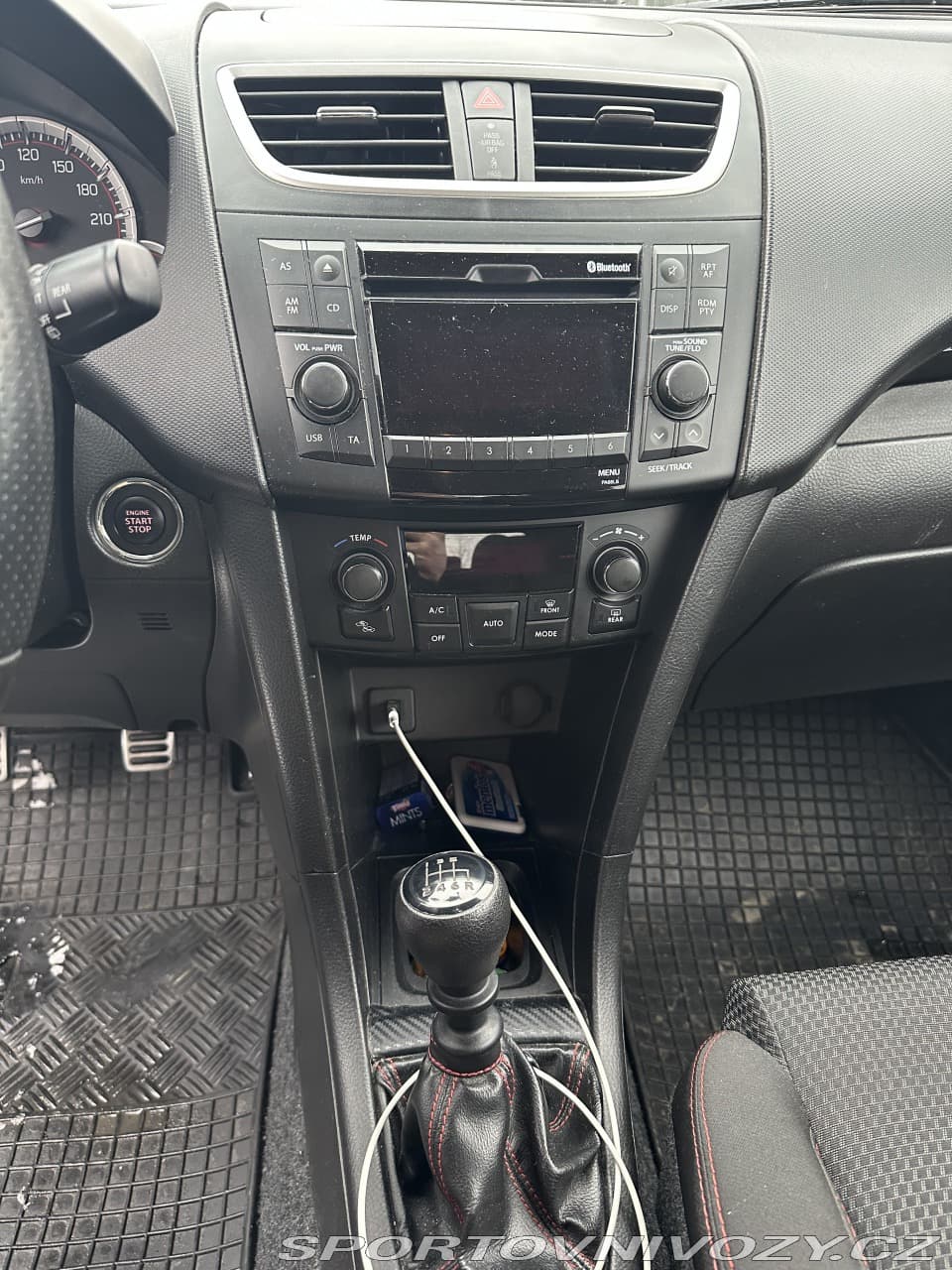 2013 Suzuki Swift - 5