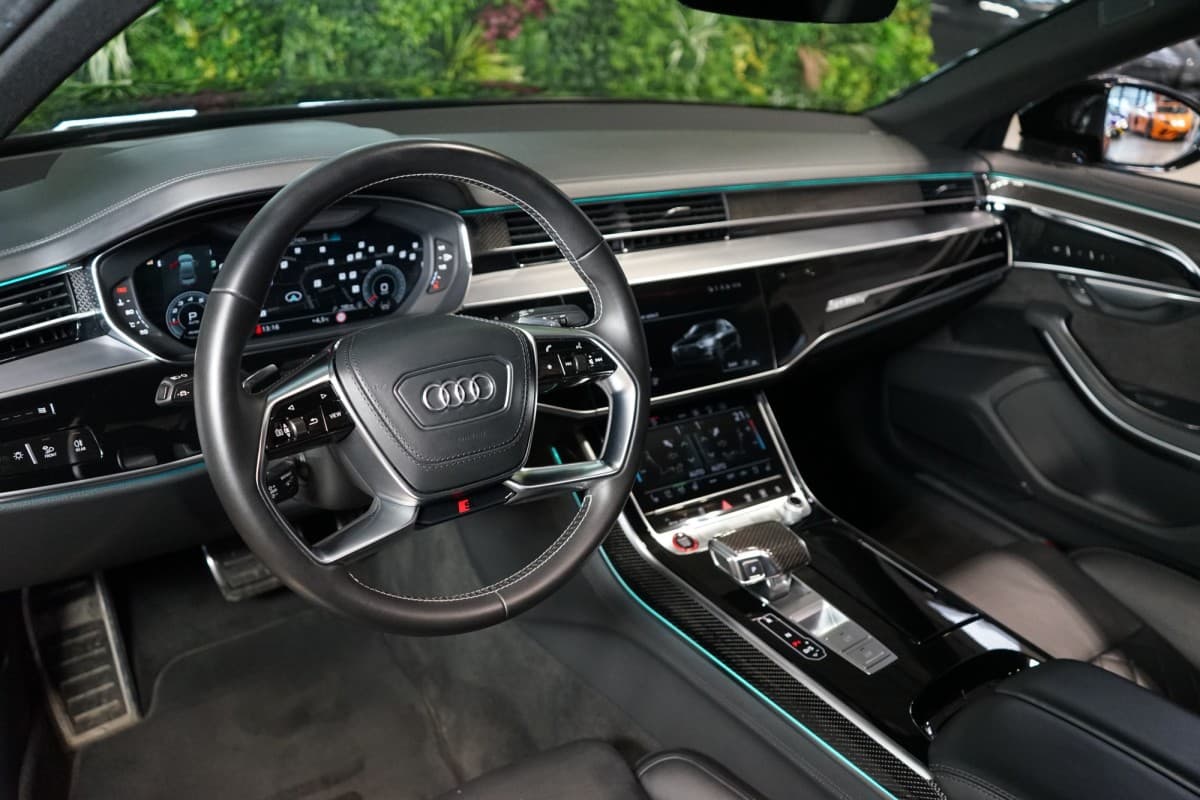 2021 Audi S8 - 10