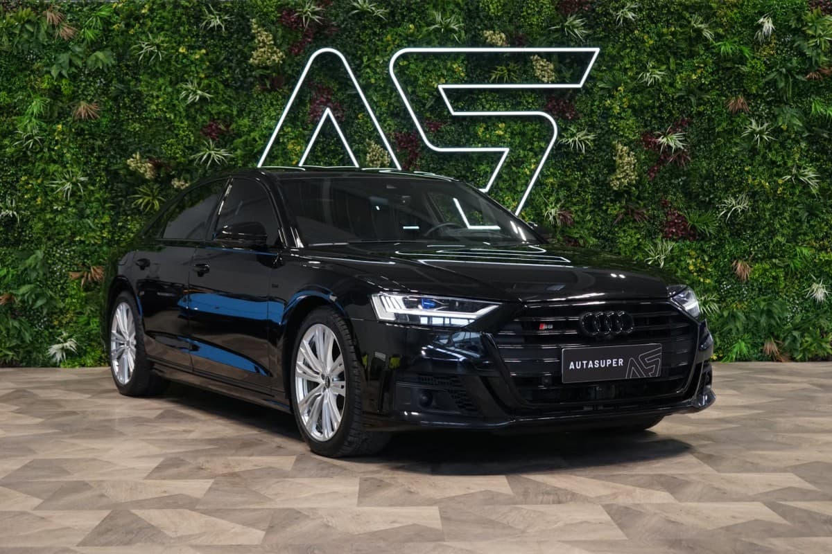 2021 Audi S8 - 3
