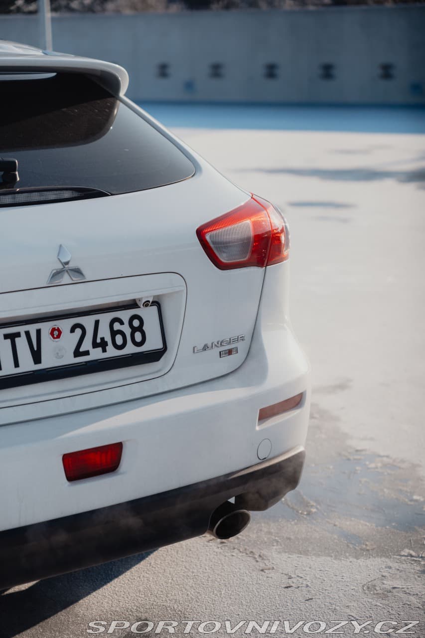 2009 Mitsubishi Ostatní - 12