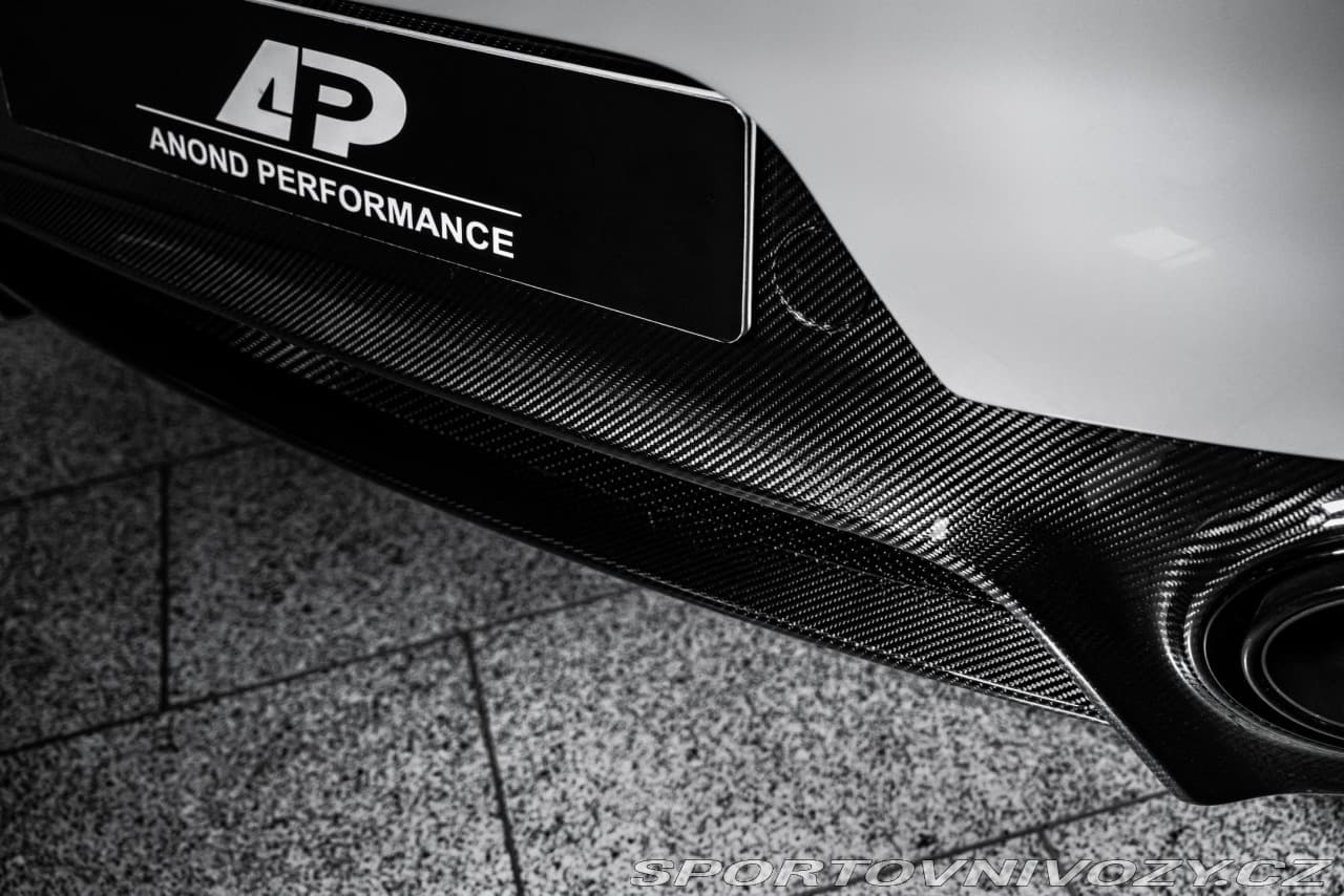 2020 Porsche 911 - 17