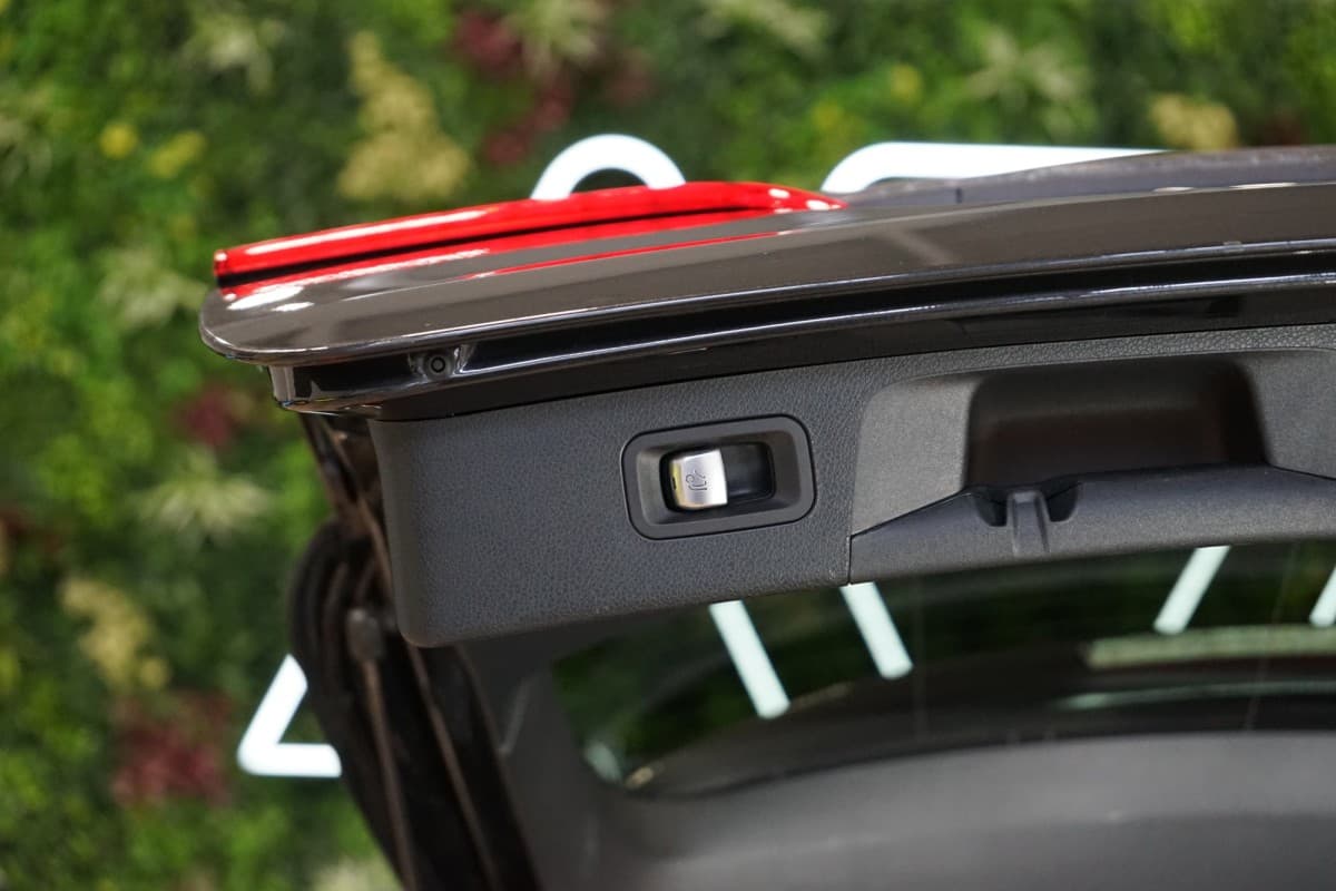 2021 Mercedes-Benz E-Class - 19