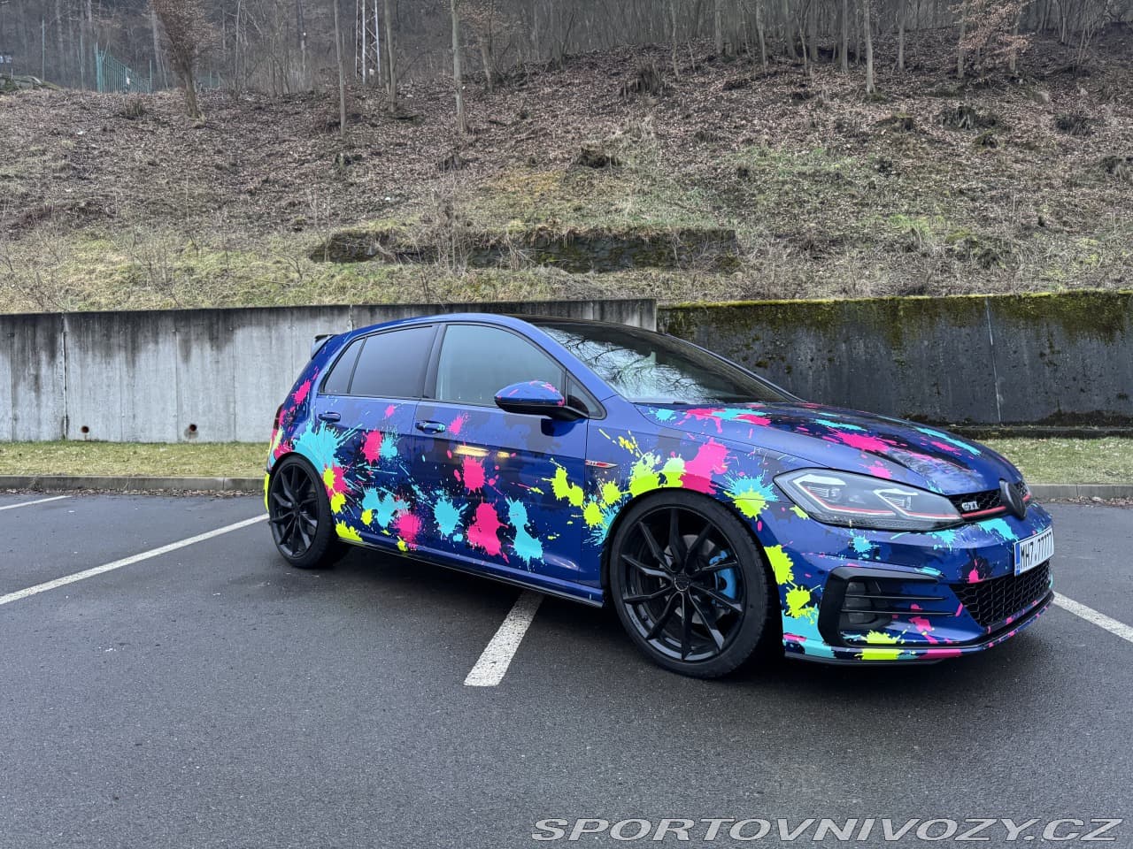 2017 Volkswagen Golf - 2