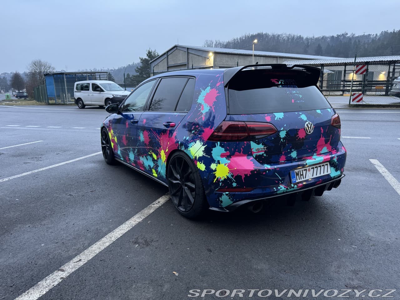 2017 Volkswagen Golf - 3