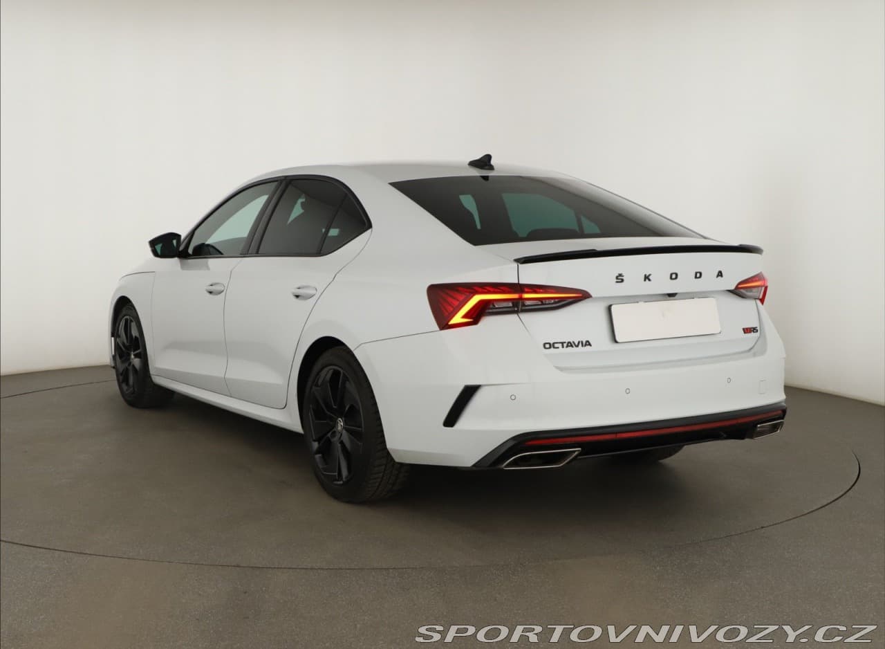 2020 Škoda Octavia - 4