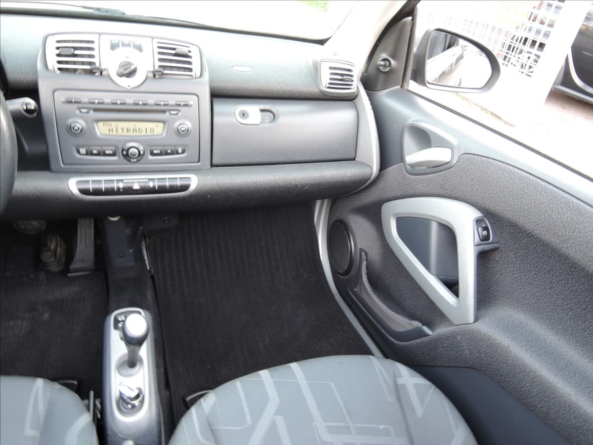 2010 Smart Fortwo - 20